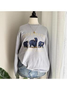 Brandy Melville Yosemite Bear Crewneck